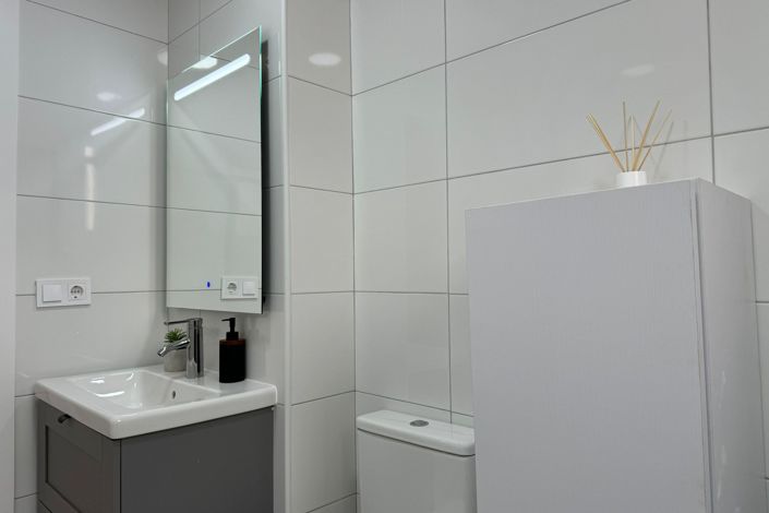 Image No.18-4 Bed Apartment for sale