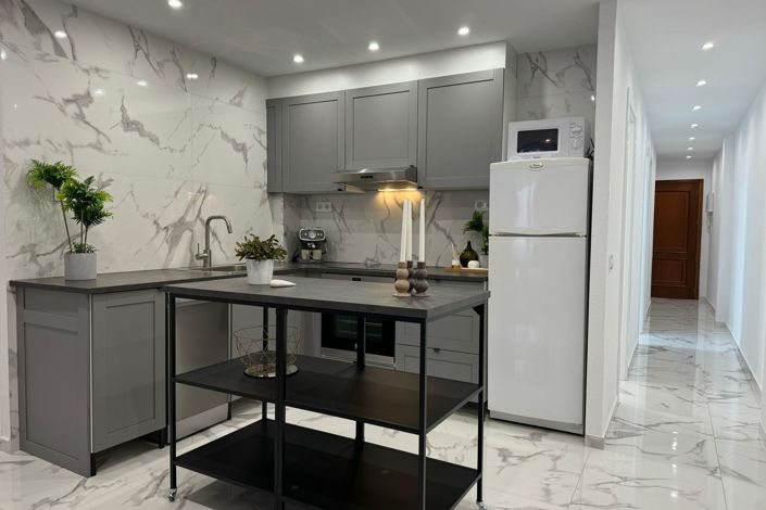 Image No.4-4 Bed Apartment for sale