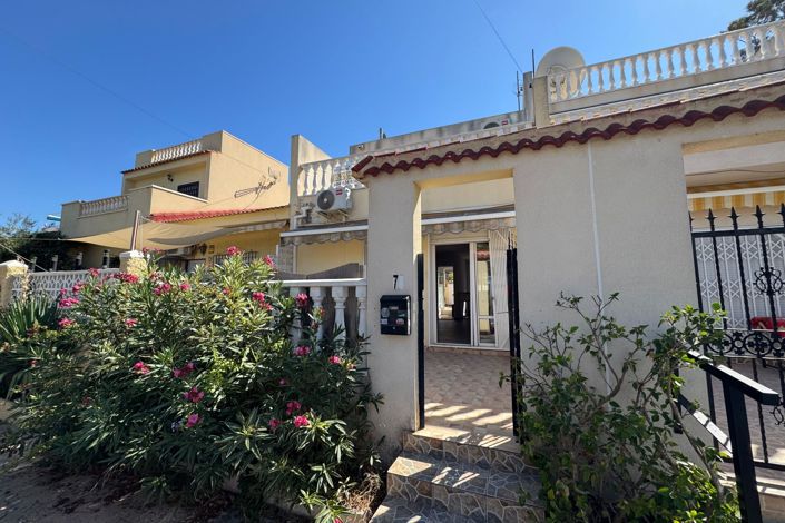 Image No.1-3 Bed Townhouse for sale