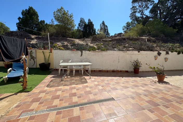 Image No.16-2 Bed Townhouse for sale