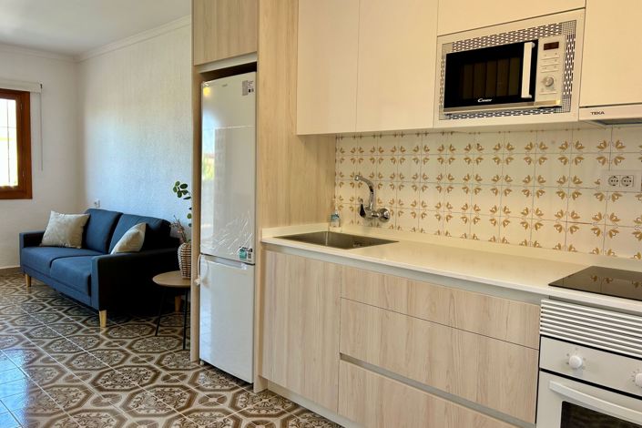 Image No.10-2 Bed Apartment for sale