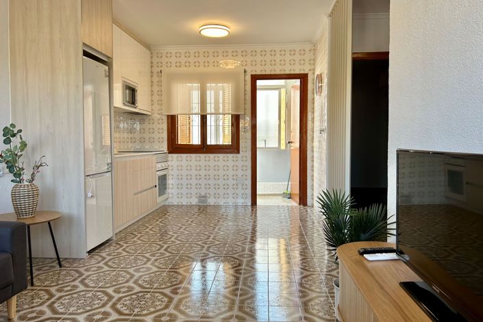 Image No.8-2 Bed Apartment for sale