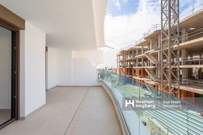 Image No.20-2 Bed Apartment for sale