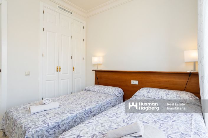 Image No.10-3 Bed Apartment for sale