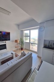 mede66130c300e54af09a0976d15f0abeed-1880x2820