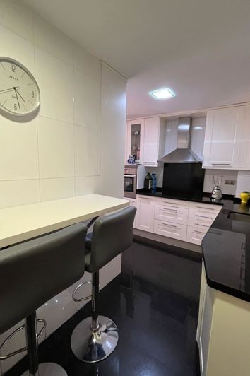 Image No.16-3 Bed Apartment for sale