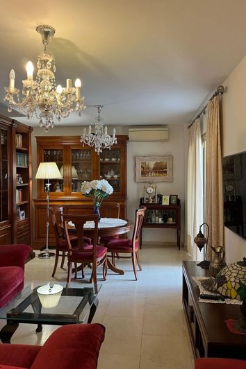 Image No.24-3 Bed Apartment for sale