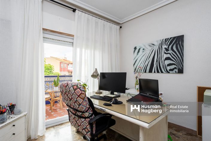 Image No.37-5 Bed Villa for sale