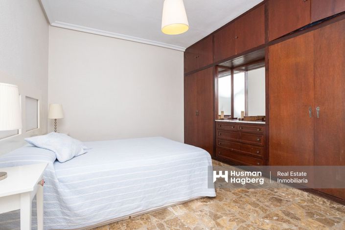 Image No.47-5 Bed Villa for sale