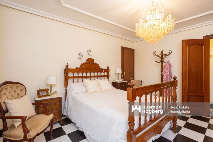 Image No.8-5 Bed Villa for sale