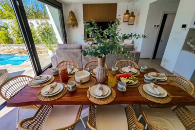 med98c32d076d1b4fcaabc12b033e7c843d-2820x1880