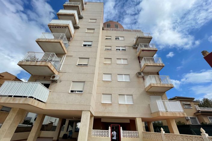 Image No.1-2 Bed Apartment for sale
