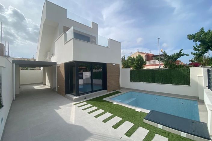 Image No.1-3 Bed Villa for sale