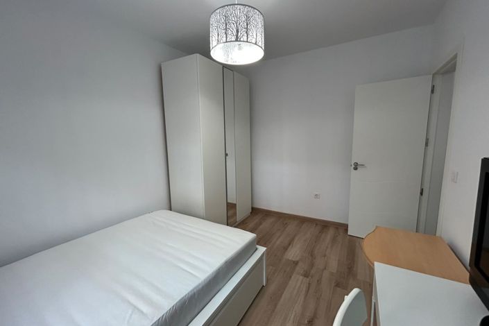 Image No.29-5 Bed Apartment for sale