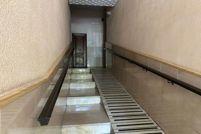 Image No.32-5 Bed Apartment for sale