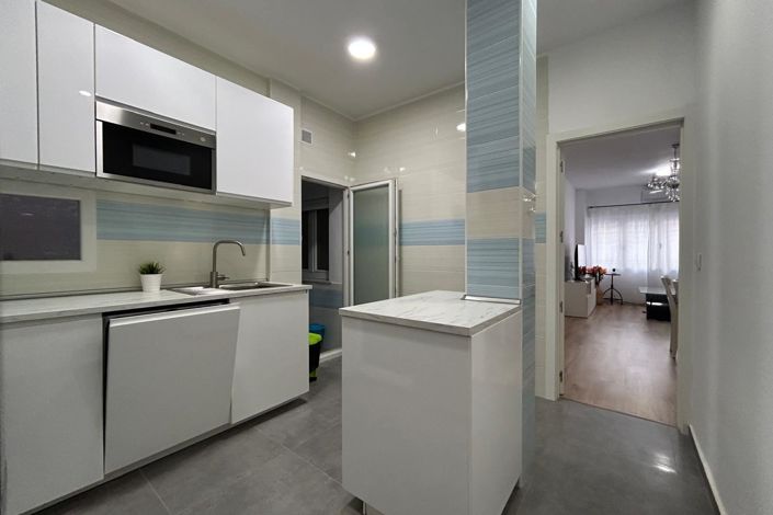 Image No.6-5 Bed Apartment for sale