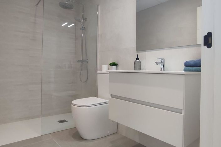 Image No.18-3 Bed Villa for sale