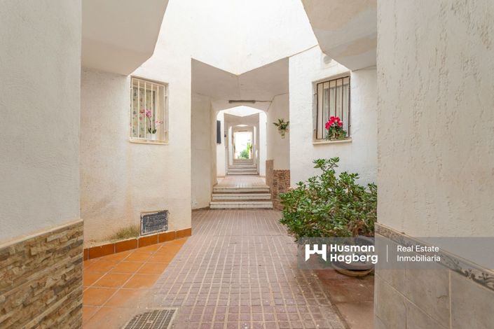 Image No.2-2 Bed Townhouse for sale