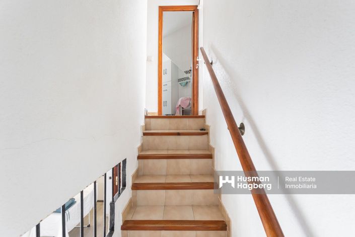 Image No.2-2 Bed Townhouse for sale