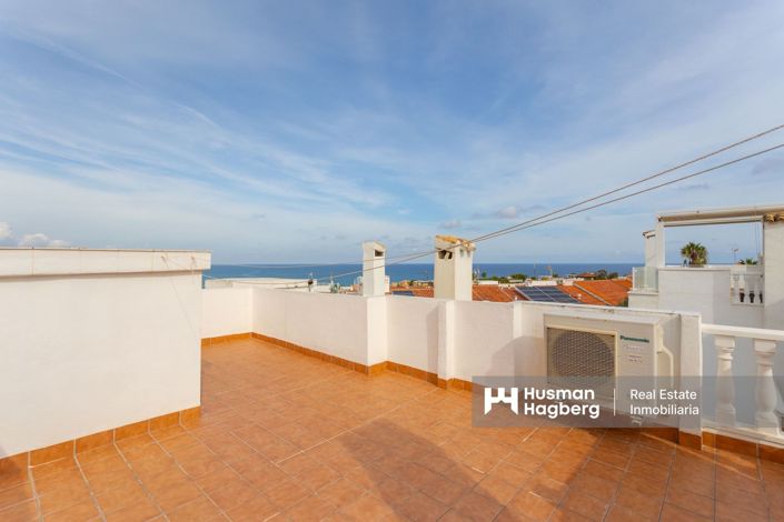 Image No.23-2 Bed Townhouse for sale