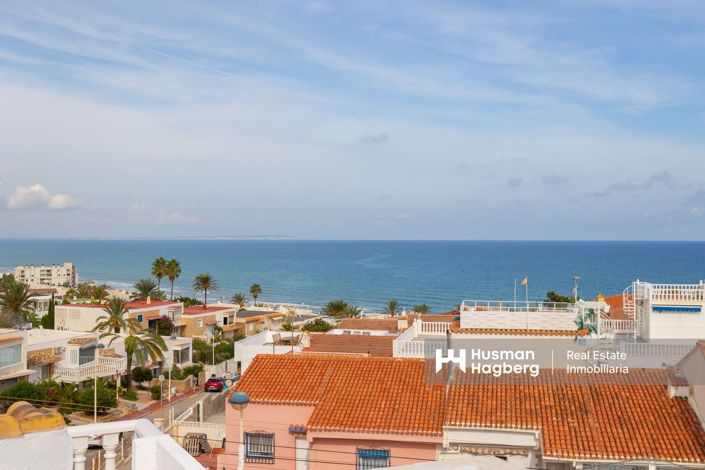 Image No.26-2 Bed Townhouse for sale