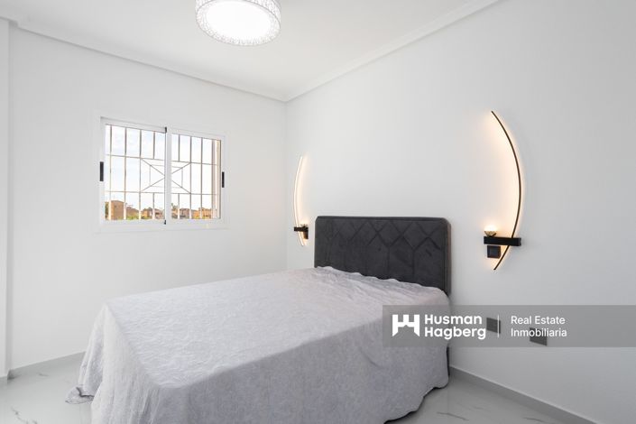 Image No.24-1 Bed Apartment for sale