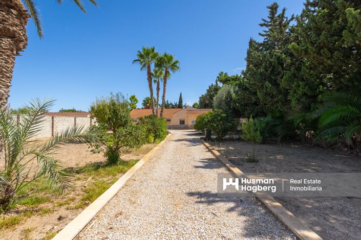Image No.38-Villa de 4 chambres à vendre à Los Alcázares