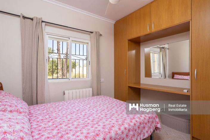 Image No.8-Villa de 4 chambres à vendre à Los Alcázares