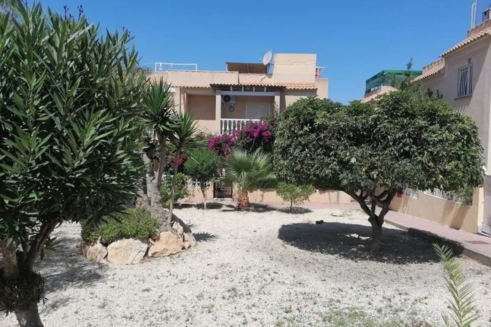 Image No.1-Appartement de 2 chambres à vendre à Torrevieja