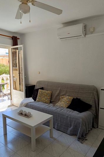 Image No.6-Appartement de 2 chambres à vendre à Torrevieja