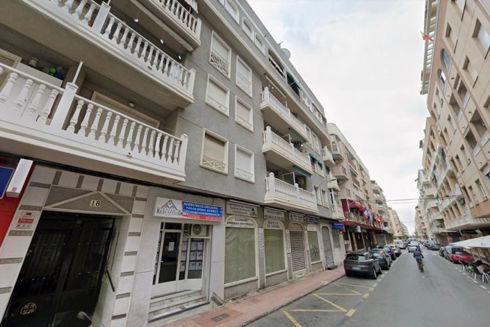 Image No.1-Appartement de 2 chambres à vendre à Alicante