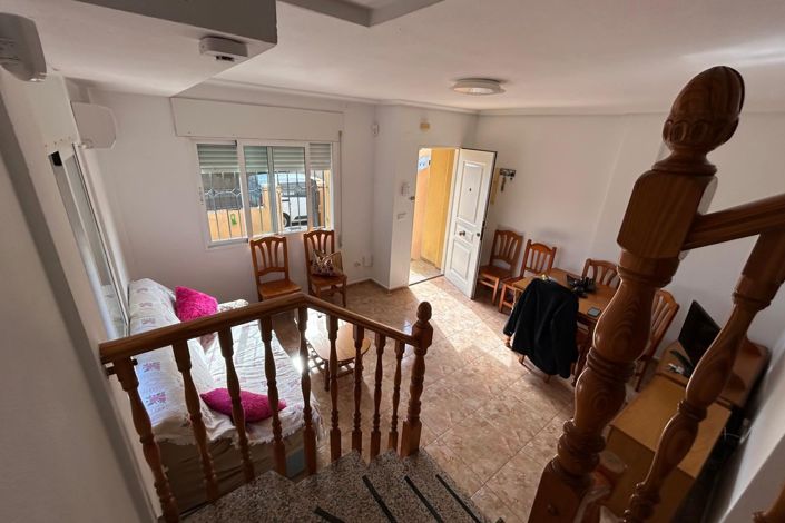 Image No.12-3 Bed Townhouse for sale