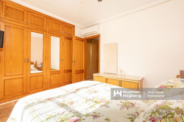 Image No.22-2 Bed Townhouse for sale