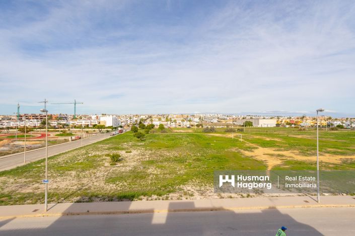 Image No.28-3 Bed Townhouse for sale