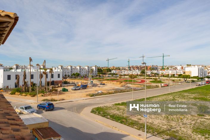 Image No.30-3 Bed Townhouse for sale