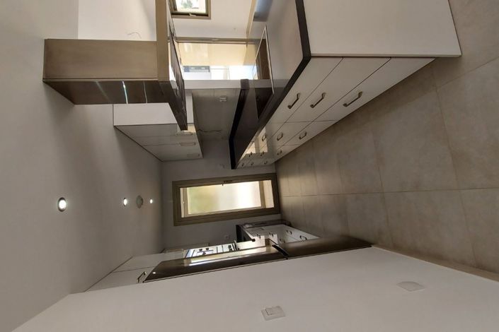 Image No.13-3 Bed Apartment for sale