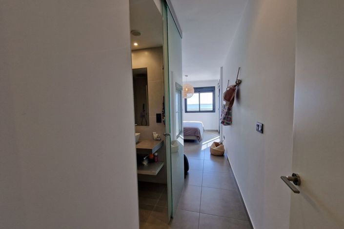 Image No.25-2 Bed Apartment for sale