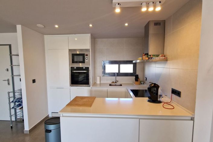 Image No.5-2 Bed Apartment for sale