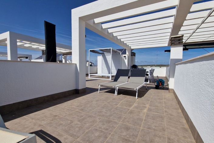 Image No.8-2 Bed Apartment for sale