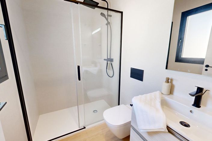 Image No.31-3 Bed Apartment for sale