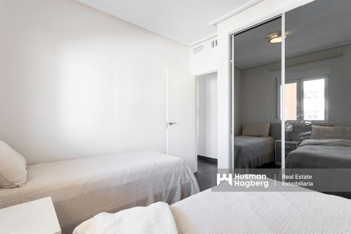 Image No.13-3 Bed Apartment for sale