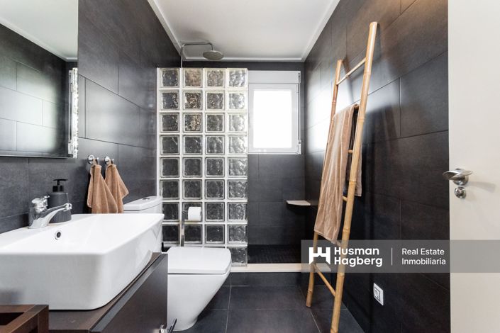 Image No.14-3 Bed Apartment for sale