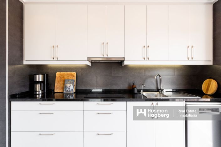 Image No.27-3 Bed Apartment for sale