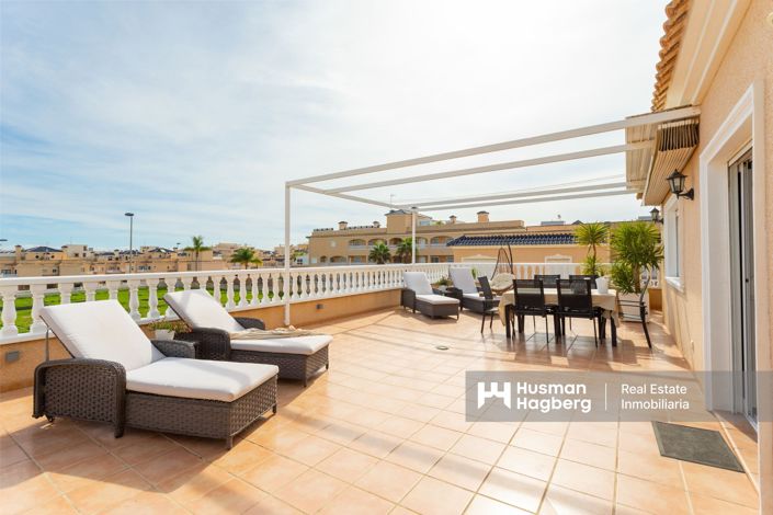 Image No.30-3 Bed Apartment for sale