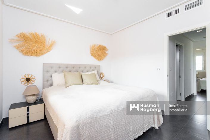 Image No.6-3 Bed Apartment for sale