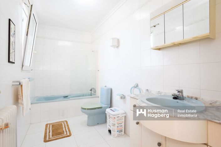 Image No.13-6 Bed Villa for sale