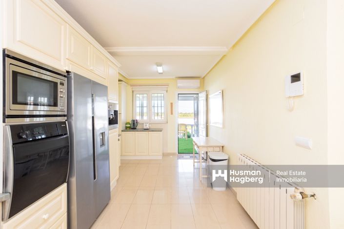 Image No.23-6 Bed Villa for sale