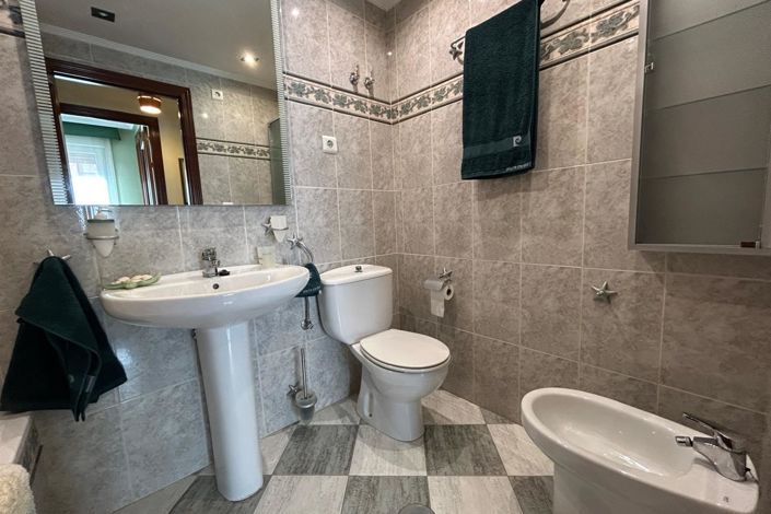 Image No.23-3 Bed Apartment for sale