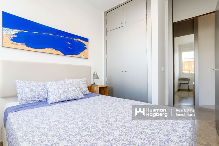 Image No.20-4 Bed Townhouse for sale