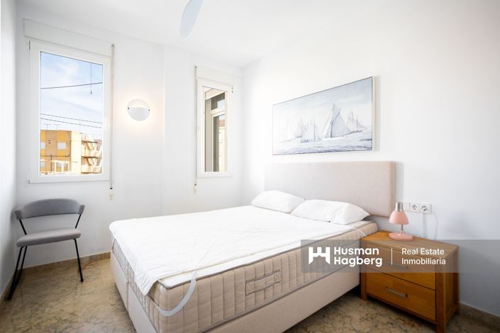 Image No.22-4 Bed Townhouse for sale